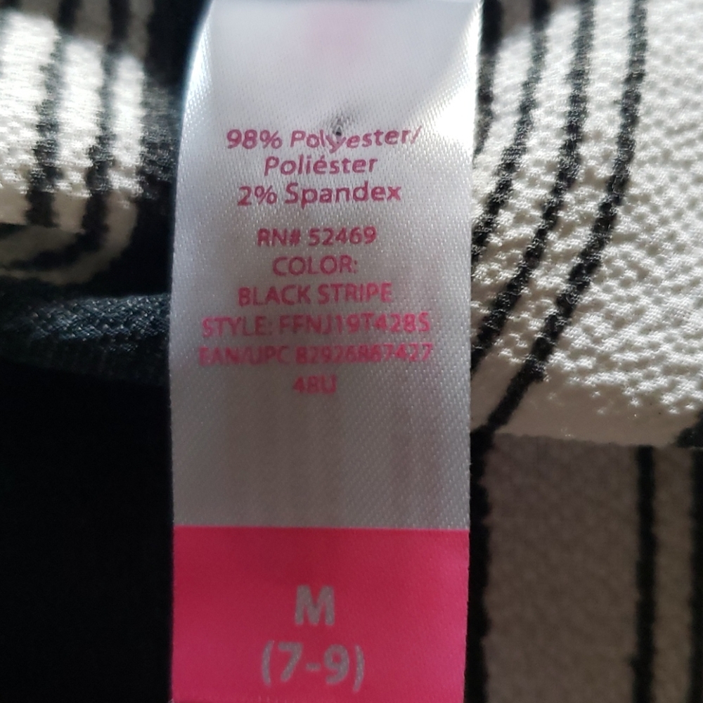 No Boundaries Blouse Size Medium - Picture 9 of 9